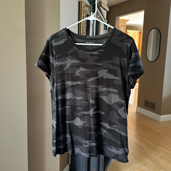 Athleta Camo Short Sleeve Tee - Picture 1 of 3